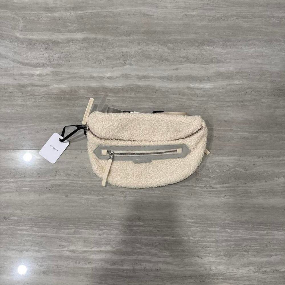 Varley kansa sherpa belt bag